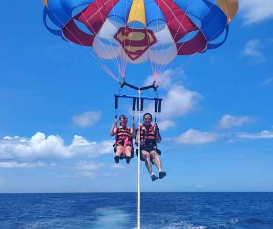 Parasailing (Boracay)